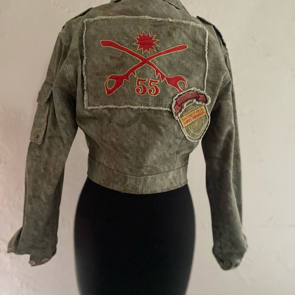 Cropped jacket - Picture 4 of 16